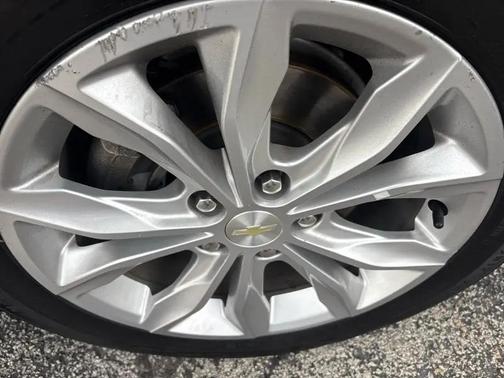 2020 Chevrolet Malibu FWD LT