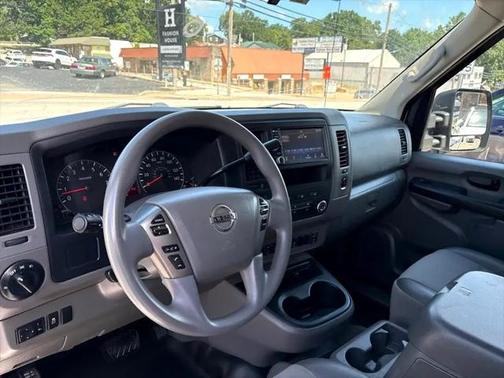 2021 Nissan NV Cargo NV2500 HD SV V8