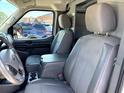 2021 Nissan NV Cargo NV2500 HD SV V8