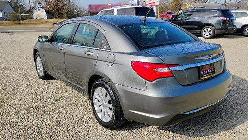 2013 Chrysler 200 Touring