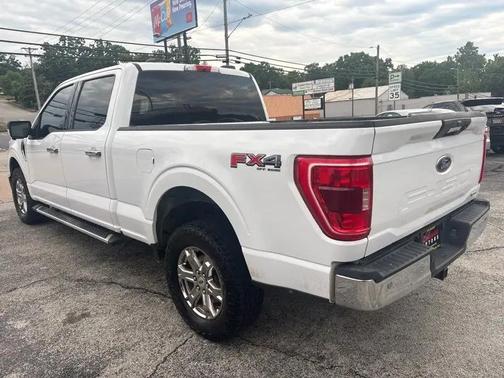 Oxford White 2023 Ford F-150 XLT