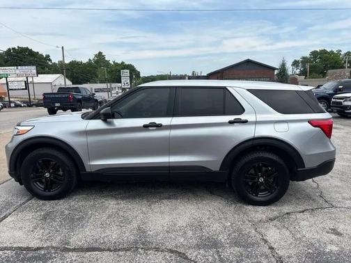 Carbonized Gray Metallic 2023 Ford Explorer Base 4WD