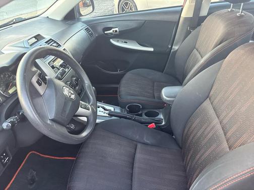 2013 Toyota Corolla LE Special Edition