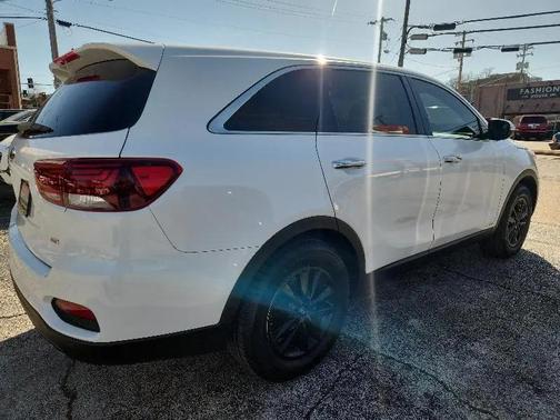 2020 Kia Sorento LX