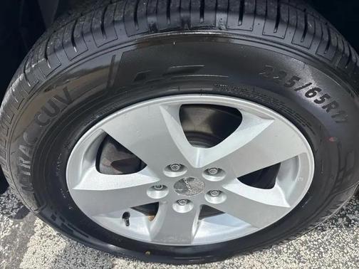 Dark Blue 2013 Dodge Journey SE