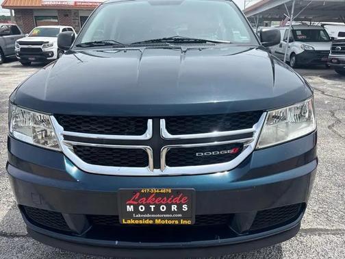 Dark Blue 2013 Dodge Journey SE