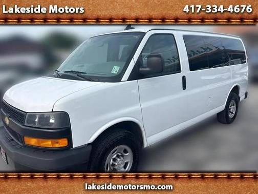 Summit White 2021 Chevrolet Express 2500 LT