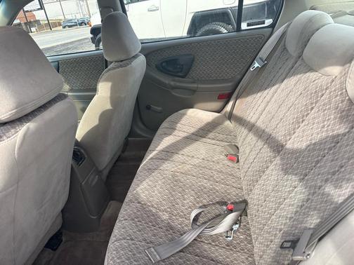 2000 Chevrolet Malibu Base