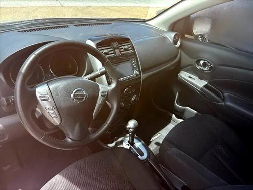 2018 Nissan Versa 1.6 SV