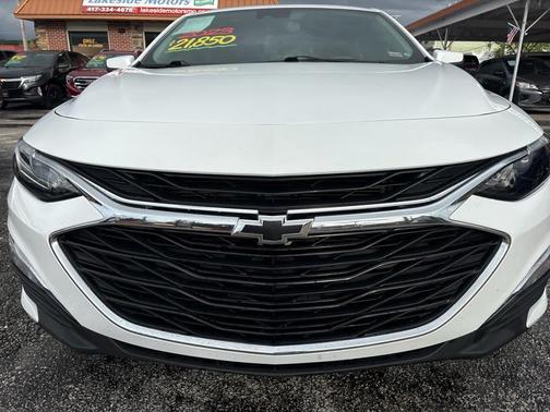 2023 Chevrolet Malibu FWD RS