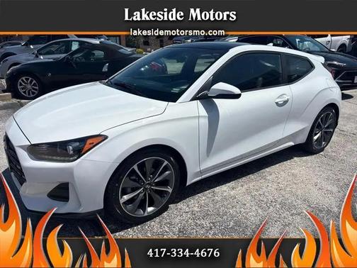 Chalk White 2019 Hyundai Veloster 2