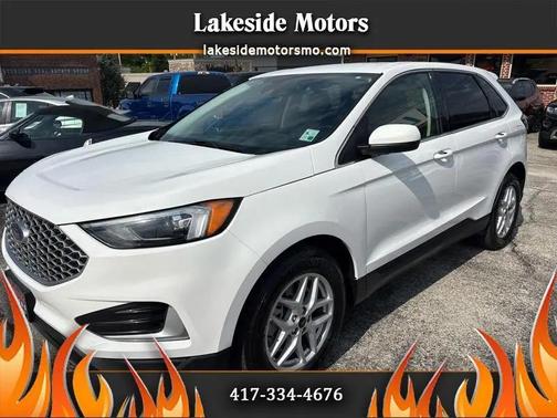 White 2024 Ford Edge SEL