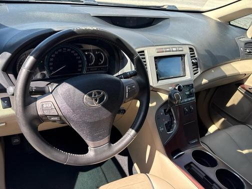 2010 Toyota Venza Base