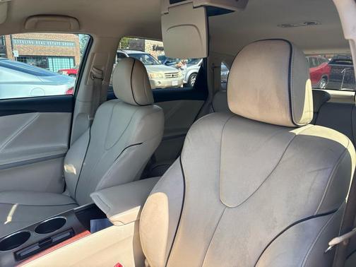 2010 Toyota Venza Base