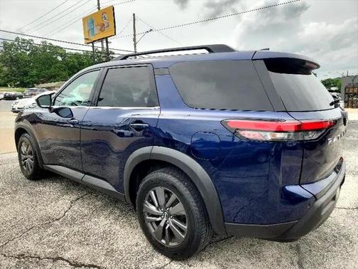 2022 Nissan Pathfinder SV 4WD