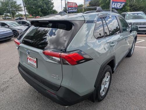 2020 Toyota RAV4 Hybrid XLE
