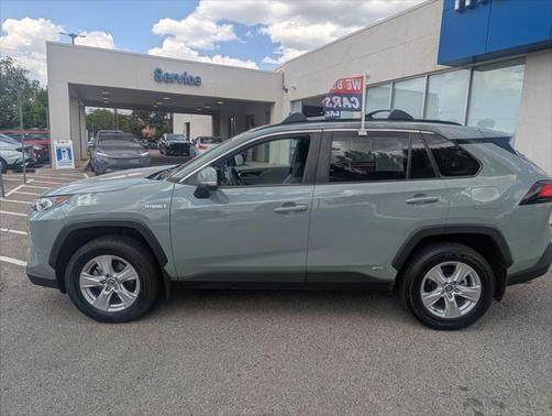 2020 Toyota RAV4 Hybrid XLE