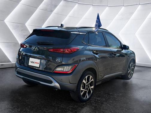 2022 Hyundai KONA Limited