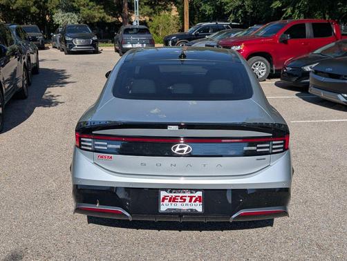 2025 Hyundai SONATA Hybrid Limited