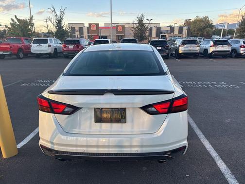 2020 Nissan Altima SR FWD