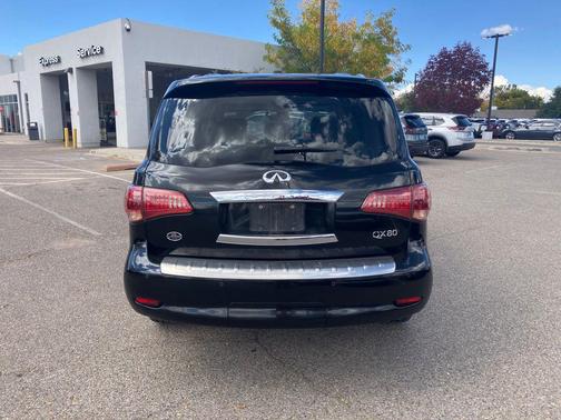 2016 INFINITI QX80 Base