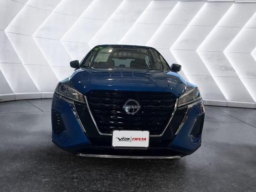2023 Nissan Kicks S