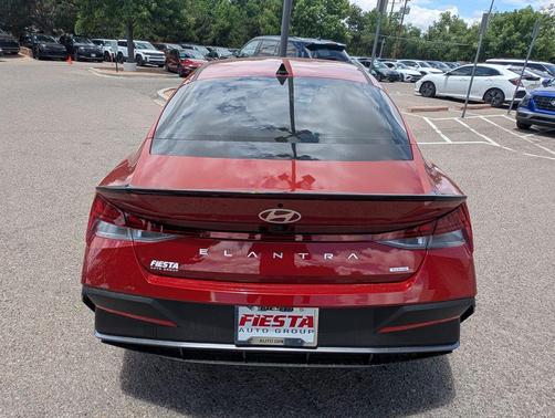 2025 Hyundai ELANTRA HEV SEL Sport