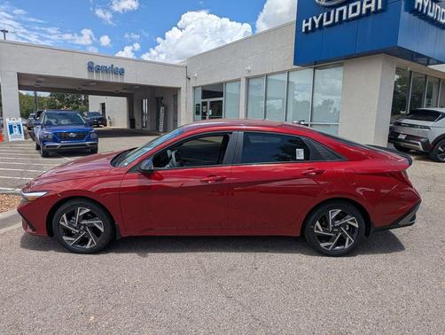 2025 Hyundai ELANTRA HEV SEL Sport