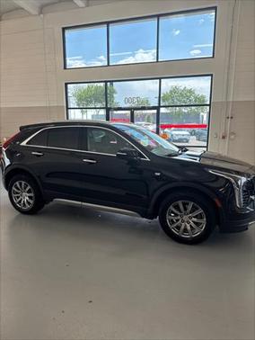 2021 Cadillac XT4 Premium Luxury