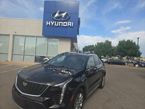 2021 Cadillac XT4 Premium Luxury