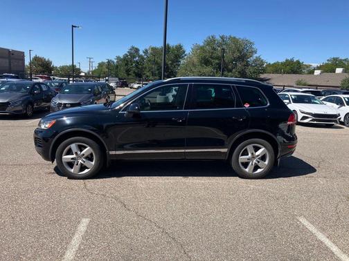 2012 Volkswagen Touareg TDI Lux