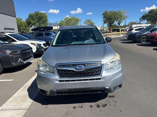 2016 Subaru Forester 2.5i