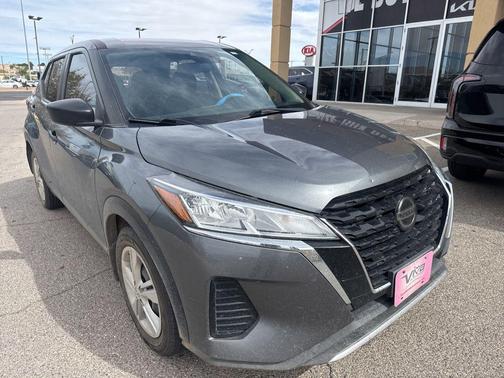 2021 Nissan Kicks S