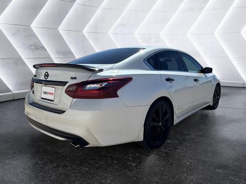 2017 Nissan Altima 2.5 SR