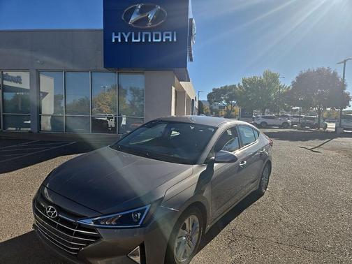 2020 Hyundai ELANTRA SEL