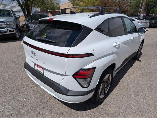 2025 Hyundai KONA EV SEL