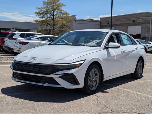 2025 Hyundai ELANTRA HEV Blue