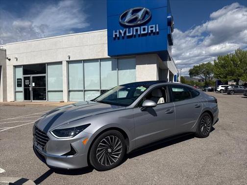 2023 Hyundai SONATA Hybrid Limited
