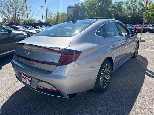 2023 Hyundai SONATA Hybrid Limited
