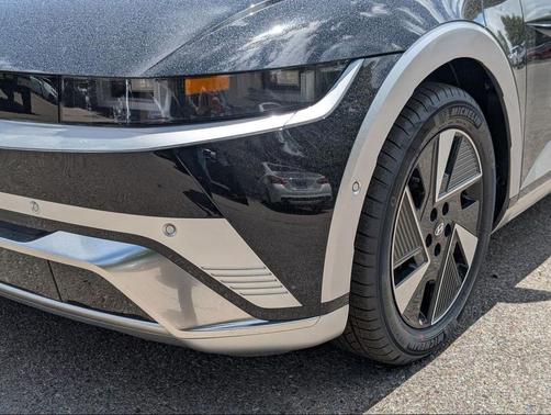 2025 Hyundai IONIQ 5 Limited