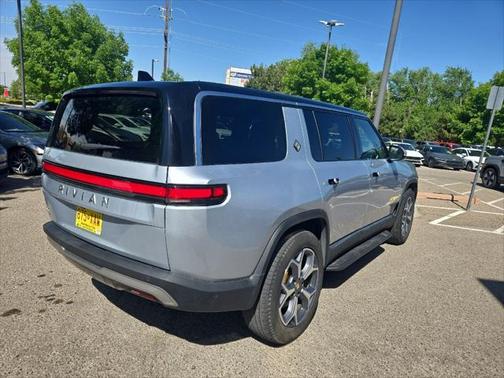 2024 Rivian R1S Adventure Quad Motor Large Pack