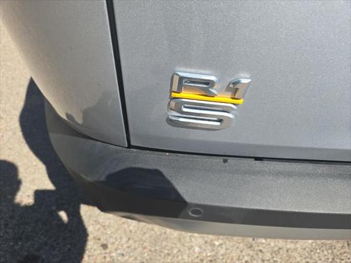 2024 Rivian R1S Adventure Quad Motor Large Pack