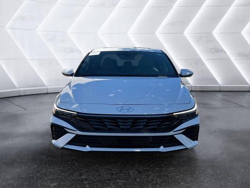2025 Hyundai ELANTRA HEV Limited