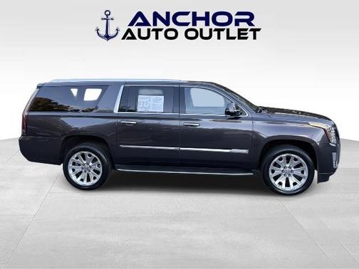 2016 Cadillac Escalade ESV Luxury