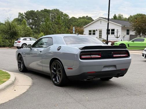 Smoke Show 2022 Dodge Challenger R/T