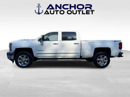 Summit White 2018 Chevrolet Silverado 2500 LTZ
