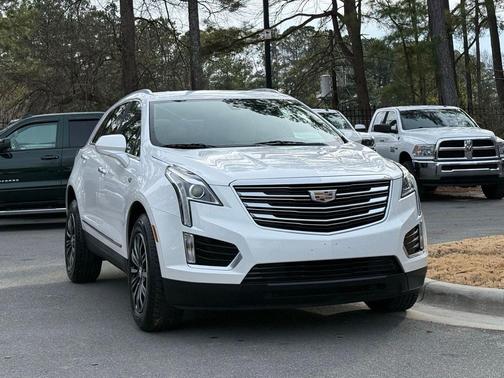 2017 Cadillac XT5 Base
