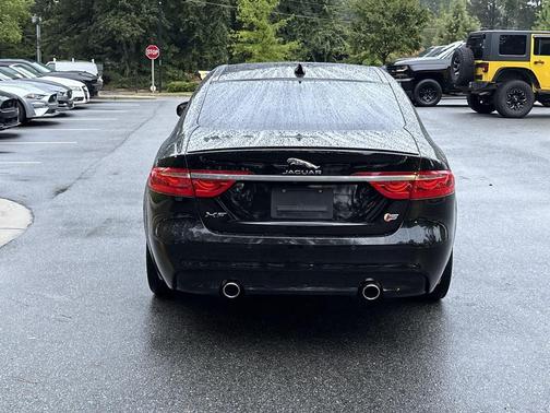 2016 Jaguar XF S