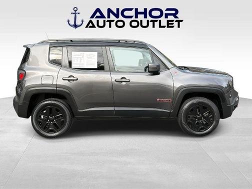 2018 Jeep Renegade Trailhawk