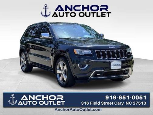 Brilliant Black Crystal Pearlcoat 2014 Jeep Grand Cherokee Overland